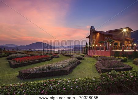 Chonburi Thailand-january 1 : Beautiful Dusky Sky At Silver Lake Coffee House Important Visitor Land