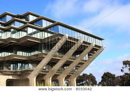 Budování moderní architektura