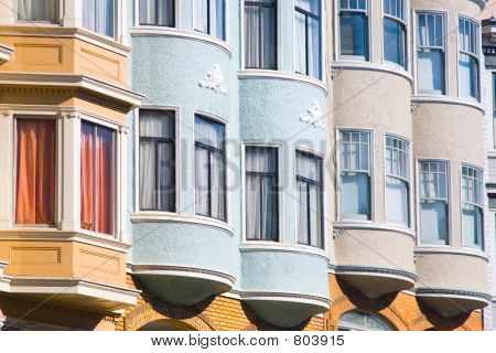 San FranciscoApartment Windows 3517
