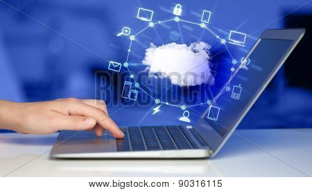 Hand working with a Cloud Computing diagram, new technology concept