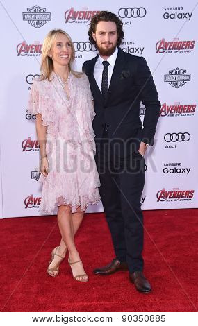 LOS ANGELES - APR 14:  Aaron Taylor-Johnson & Sam Taylor-Johnson arrives to the Marvel's 