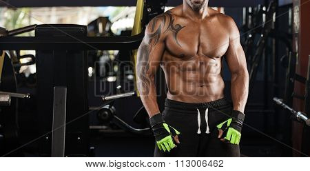 Athlete Muscular Brutal Bodybuilder Emotional Posing In The Gym