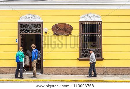 Different generations in Lima