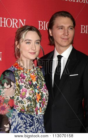 PALM SPRINGS - JAN 2:  Saoirse Ronan, Paul Dano at the 27th Palm Springs International Film Festival Gala at the Convention Center on January 2, 2016 in Palm Springs, CA