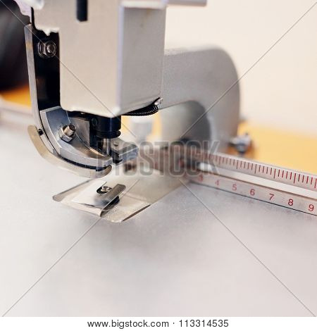 Professional printing stapler