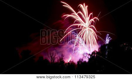 fireworks in the sky at night