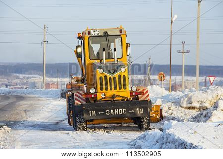 Snowplows Clears Highway