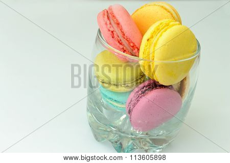 Sweet and Colourful French Macaroons