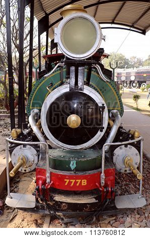 Antique rail engine, wheels, bogie