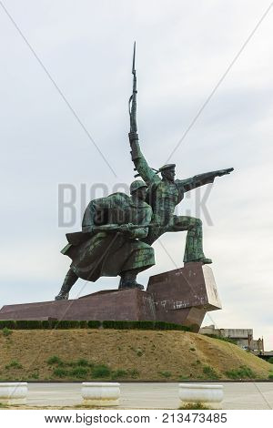 A Monument To The Feat Of The Defenders Of Sevastopol During The Second World War The Sailor And Sol