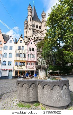 Fountain Of The Fishwives At Fischmarkt In Cologne