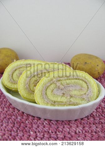 Glutenfree biscuit roll with quark blueberry filling
