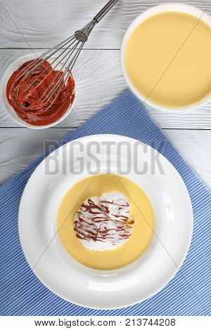 A Floating Island Or Bird's Milk