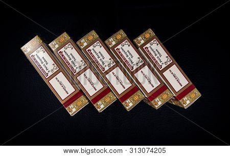 Romeo Y Julieta Cuban Cigars