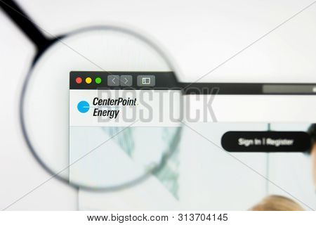 Richmond, Virginia, Usa - 26 July 2019: Illustrative Editorial Of Centerpoint Energy Inc Website Hom