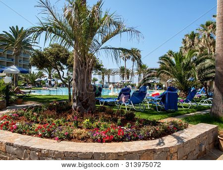 Malia. Crete, Greece - Juni 18, 2019: Swimming Pool At Luxury Hotel In Malia On Crete, Greece