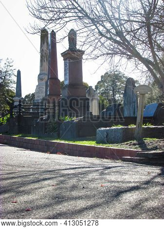 Cheltenham, Australia - 6 November 2018: Cheltenham Pioneer Cemetery Established In 3 October 1864. 