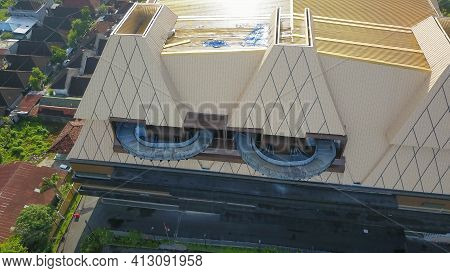 Kuta, Bali, Indonesia, March 15, 2021. Hail And Storm Damage Roof At A New Shopping Mall, Stormy Wea