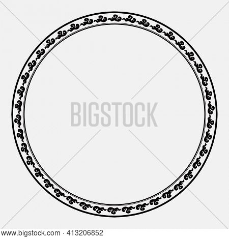 Chinese frame traditional clouds pattern black circle
