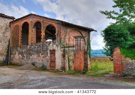 ปราสาท Agazzano Emilia-Romagna อิตาลี