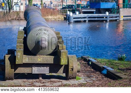 19 March 2021, Leiden, Netherlands, Vintage Heavy Gun In The Zijlpoort