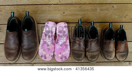 Blumen unter Stiefel