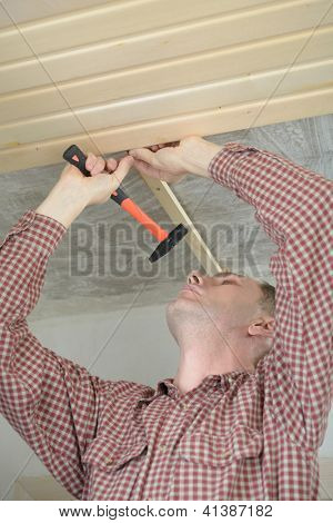 Dodavatel instalace dřevěných panelů na strop