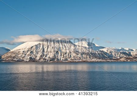 Fiordi In Norvegia vicino Skibotn