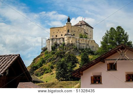 Schloss Tarasp In Switzerland