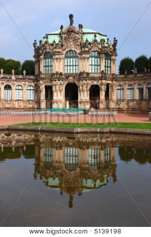 พระราชวัง Zwinger