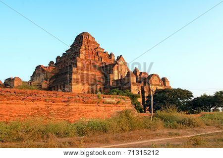 Dahmmayan Gyi Phaya. Bagan. Myanmar.
