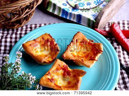Pizza Muffins