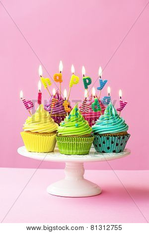 Happy birthday cupcakes on a cakestand