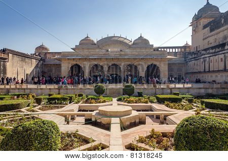 Jaipur, India - December29, 2014: Tourist Visit Sukh Niwas The Third Courtyard In Amber Fort