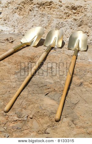 Gold lapiot