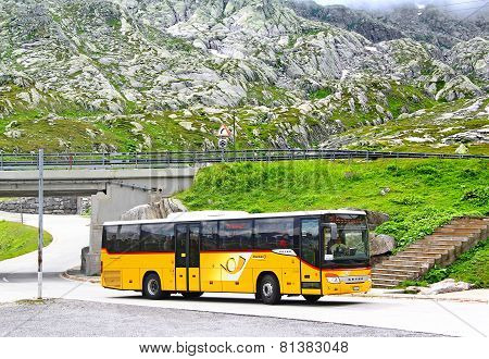 Setra S415H