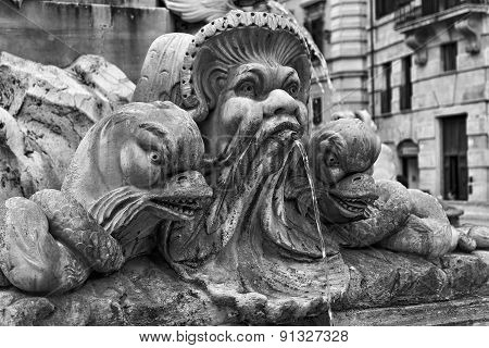 Fountainm Of The Pantheon