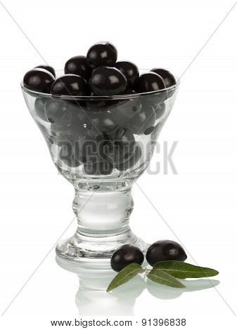 Olives in glass bowl