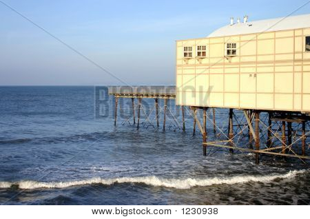Aberystwyth Pier, Galler, İngiltere'de.