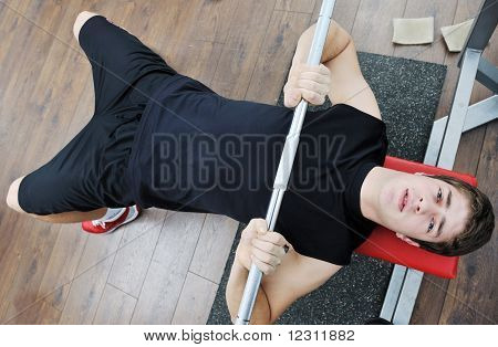 Mies Fitness Harjoitus