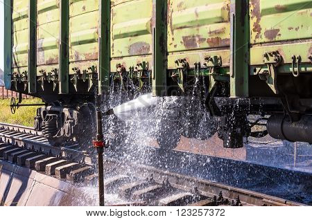 water washing of old freight railway cars
