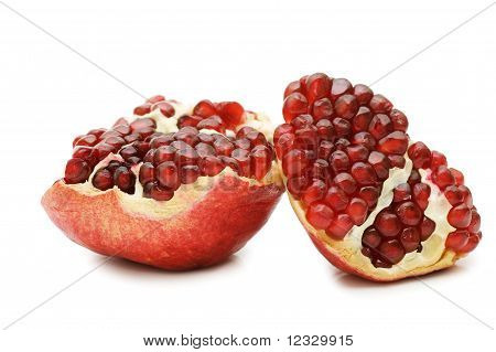 흰 배경에 고립 된 석류