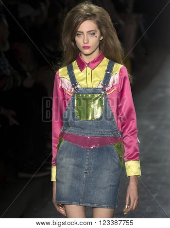 Jeremy Scott - Fall Winter 2016 Collection