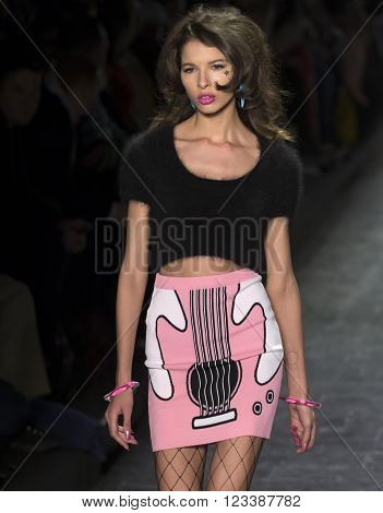 Jeremy Scott - Fall Winter 2016 Collection