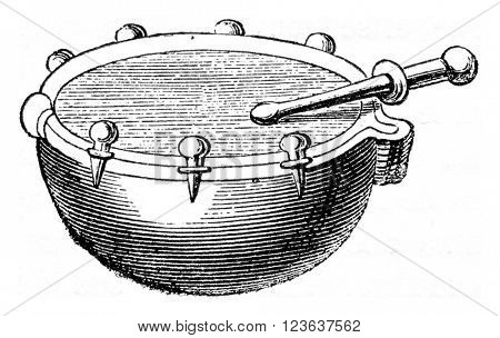 Small timbale hand or naccaire the seventeenth century, vintage engraved illustration. Magasin Pittoresque 1869.