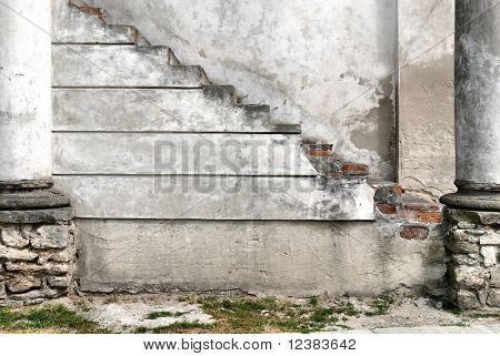 Den historiske synagoge blev bygget i 1851 i Klimontow. Polen
