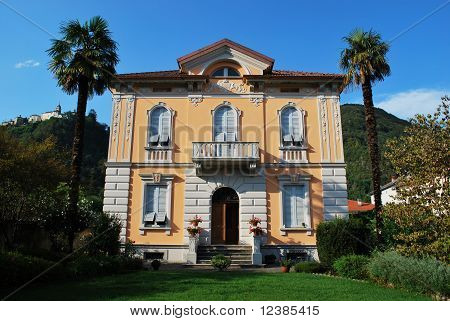 Italienske Villa og Park