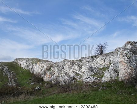 Panorama dell'altopiano di Karabie, Crimea, Ucraina