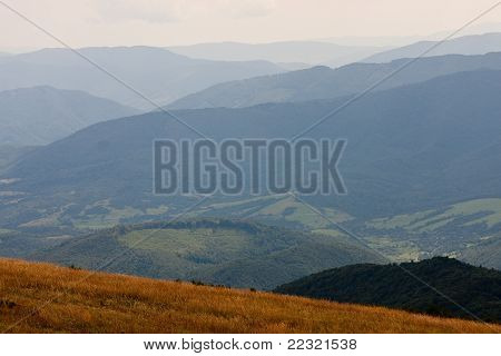 Panorama af Bieszczady bjerge, Polen