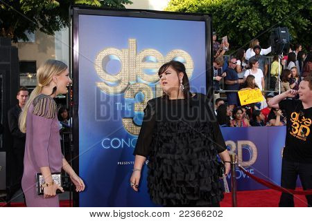 ลอสแองเจลิส - 6 aug: เฮมอร์ริส Ashley Fink มา 